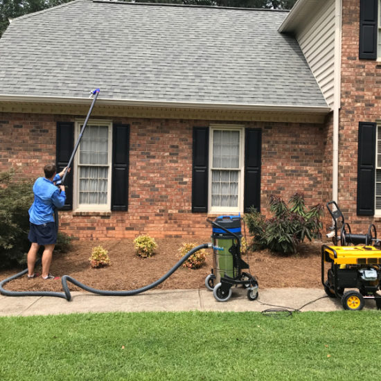 cleaning-gutters-front-house-ptc-ga